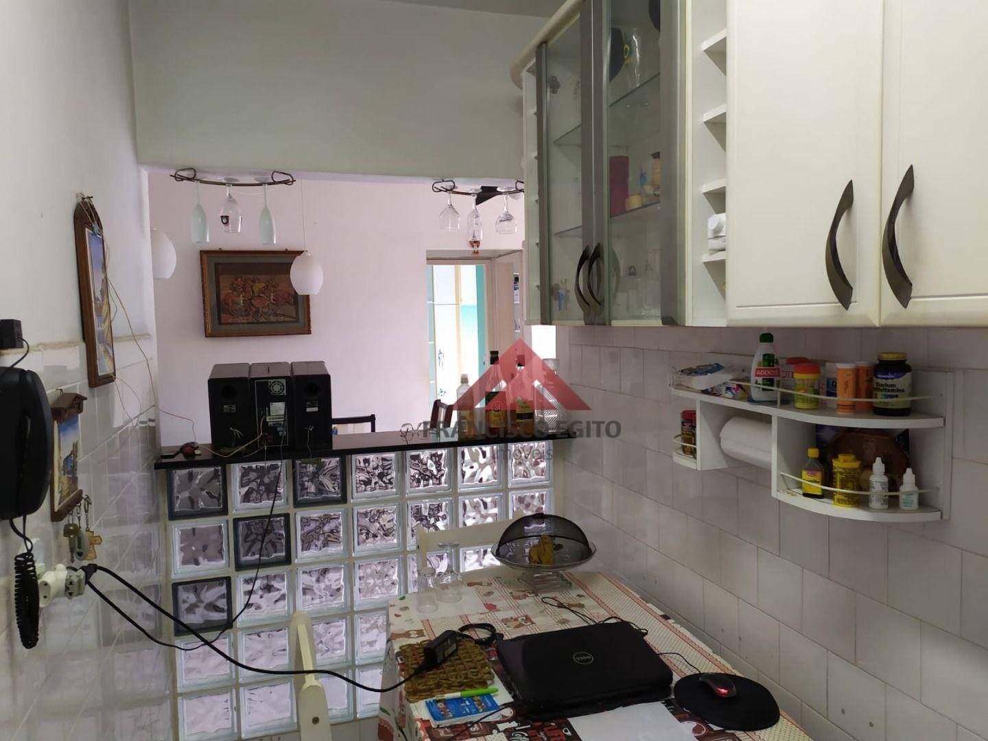 Apartamento à venda com 2 quartos, 62m² - Foto 11