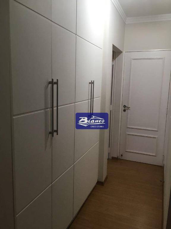 Apartamento à venda com 3 quartos, 190m² - Foto 3