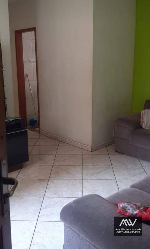 Apartamento à venda com 3 quartos, 90m² - Foto 3