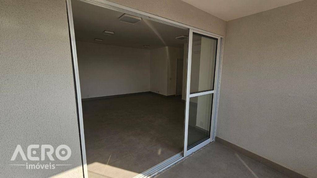 Apartamento para alugar com 3 quartos, 103m² - Foto 10