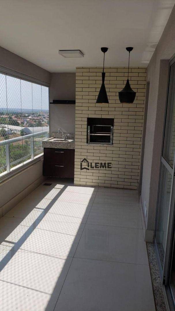 Apartamento à venda com 3 quartos, 115m² - Foto 2