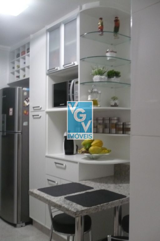 Apartamento à venda com 3 quartos, 98m² - Foto 10