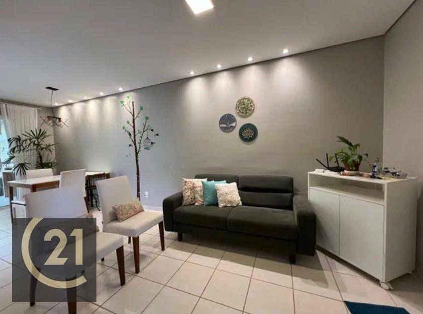 Sobrado à venda com 3 quartos, 100m² - Foto 1