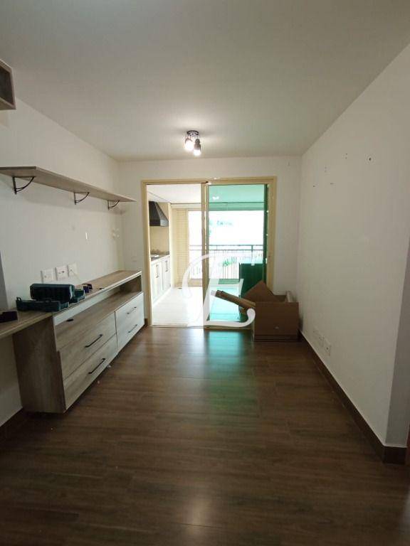 Apartamento à venda com 2 quartos, 74m² - Foto 1