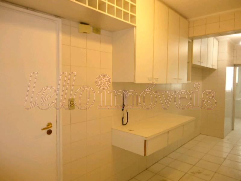 Apartamento para alugar com 3 quartos, 100m² - Foto 14