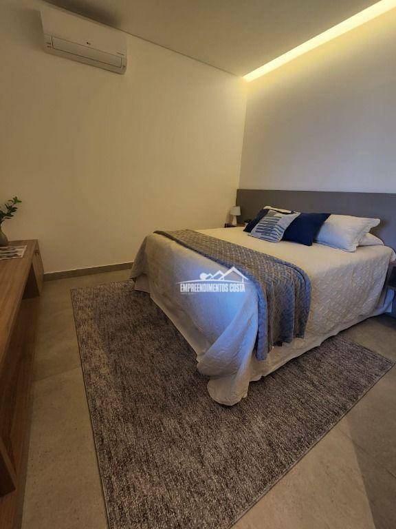 Casa de Condomínio à venda com 3 quartos, 293m² - Foto 14