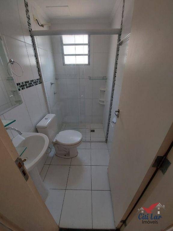 Apartamento à venda com 2 quartos, 45m² - Foto 13