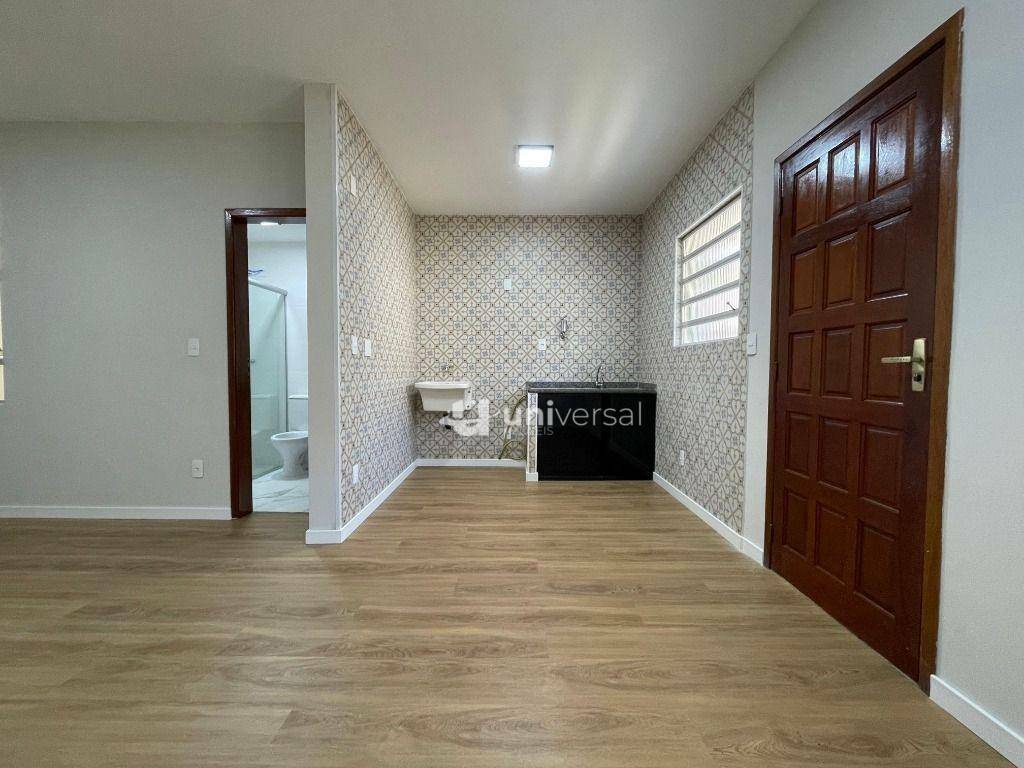 Apartamento, 1 quarto, 27 m² - Foto 2