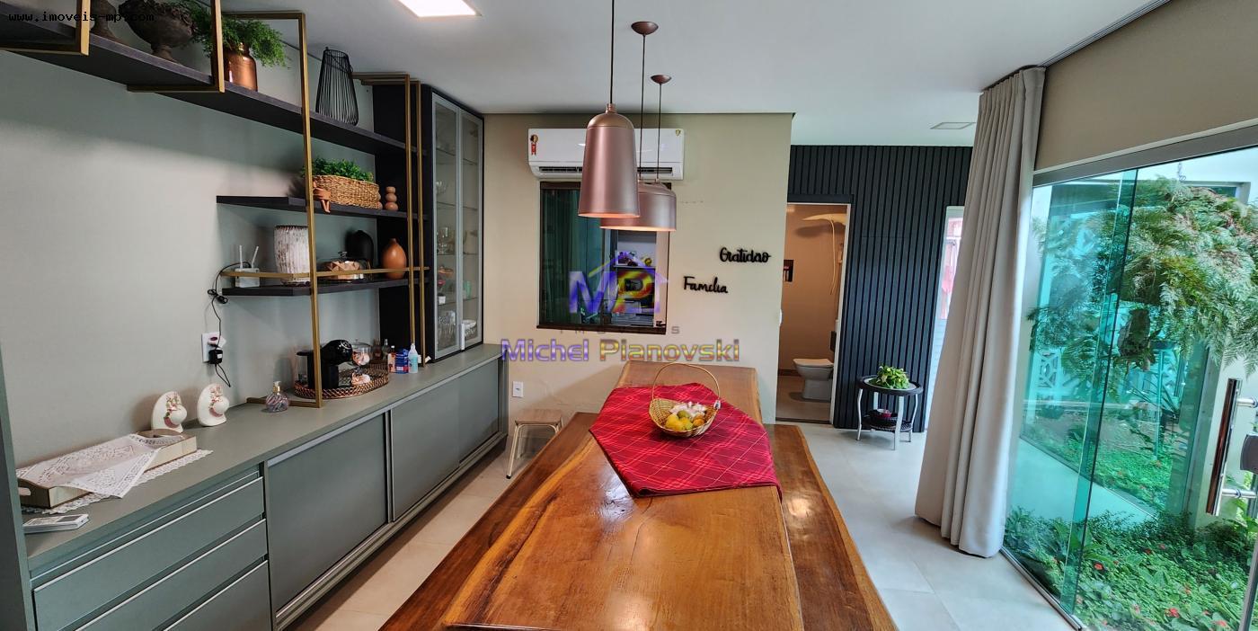 Casa de Condomínio à venda com 4 quartos, 300m² - Foto 28