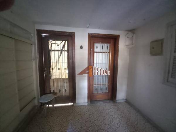 Casa à venda com 2 quartos, 90m² - Foto 5