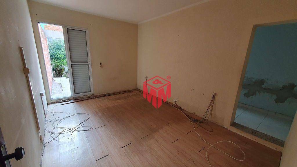 Sobrado à venda com 3 quartos, 170m² - Foto 13