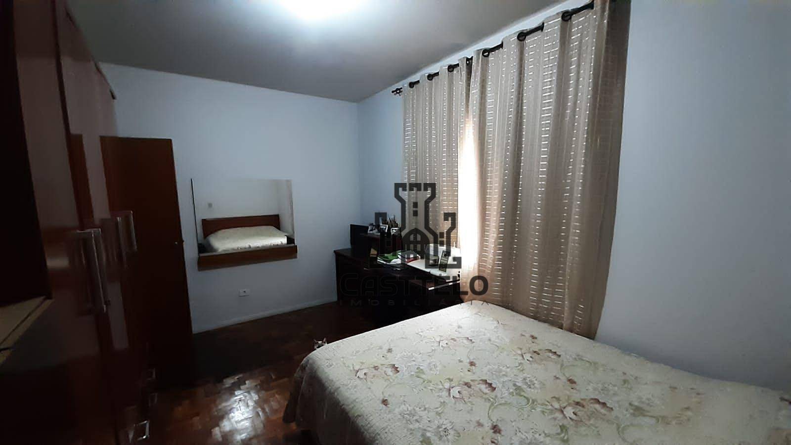 Sobrado à venda com 6 quartos, 230m² - Foto 36