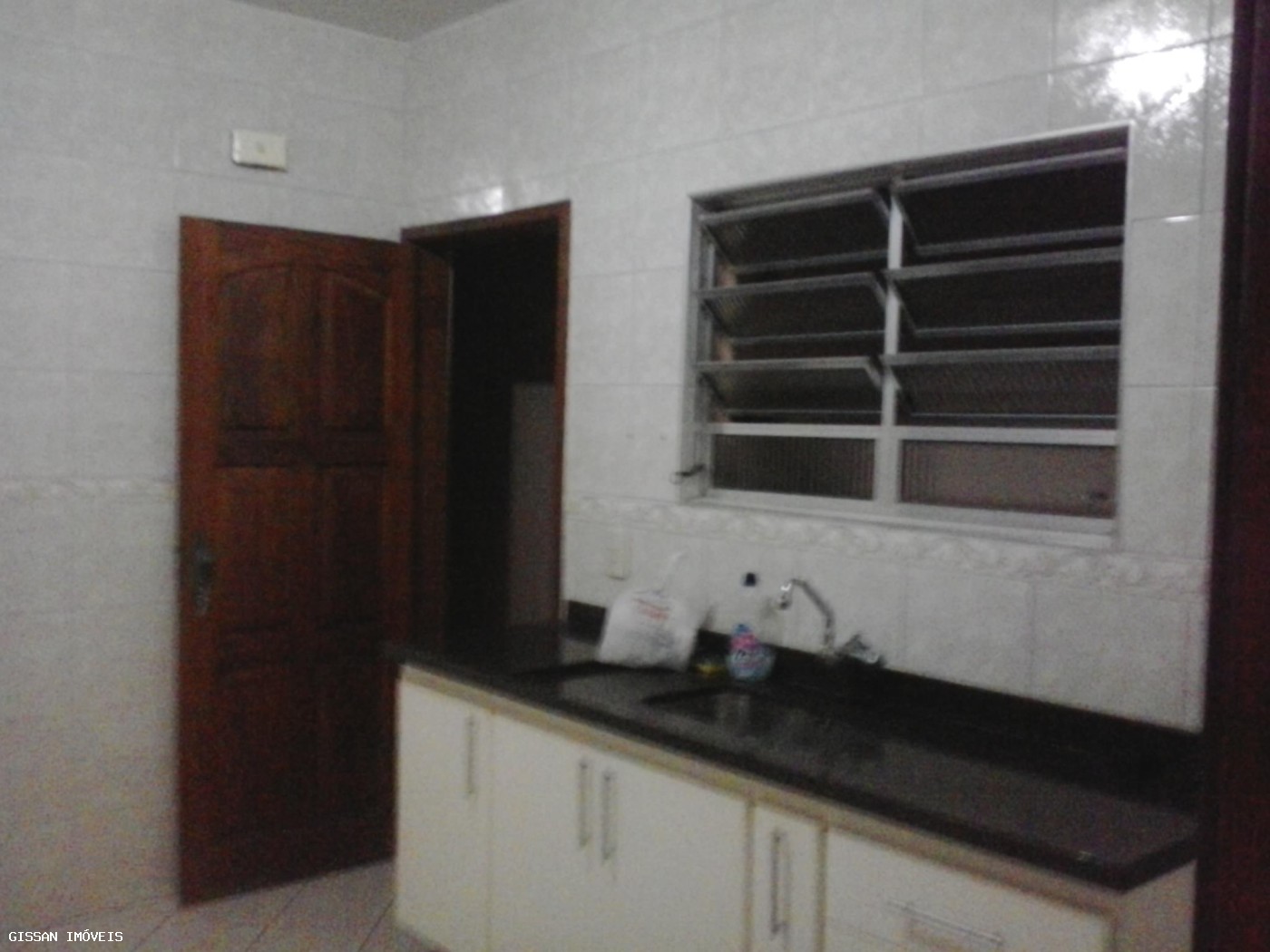 Casa à venda com 2 quartos, 125m² - Foto 7