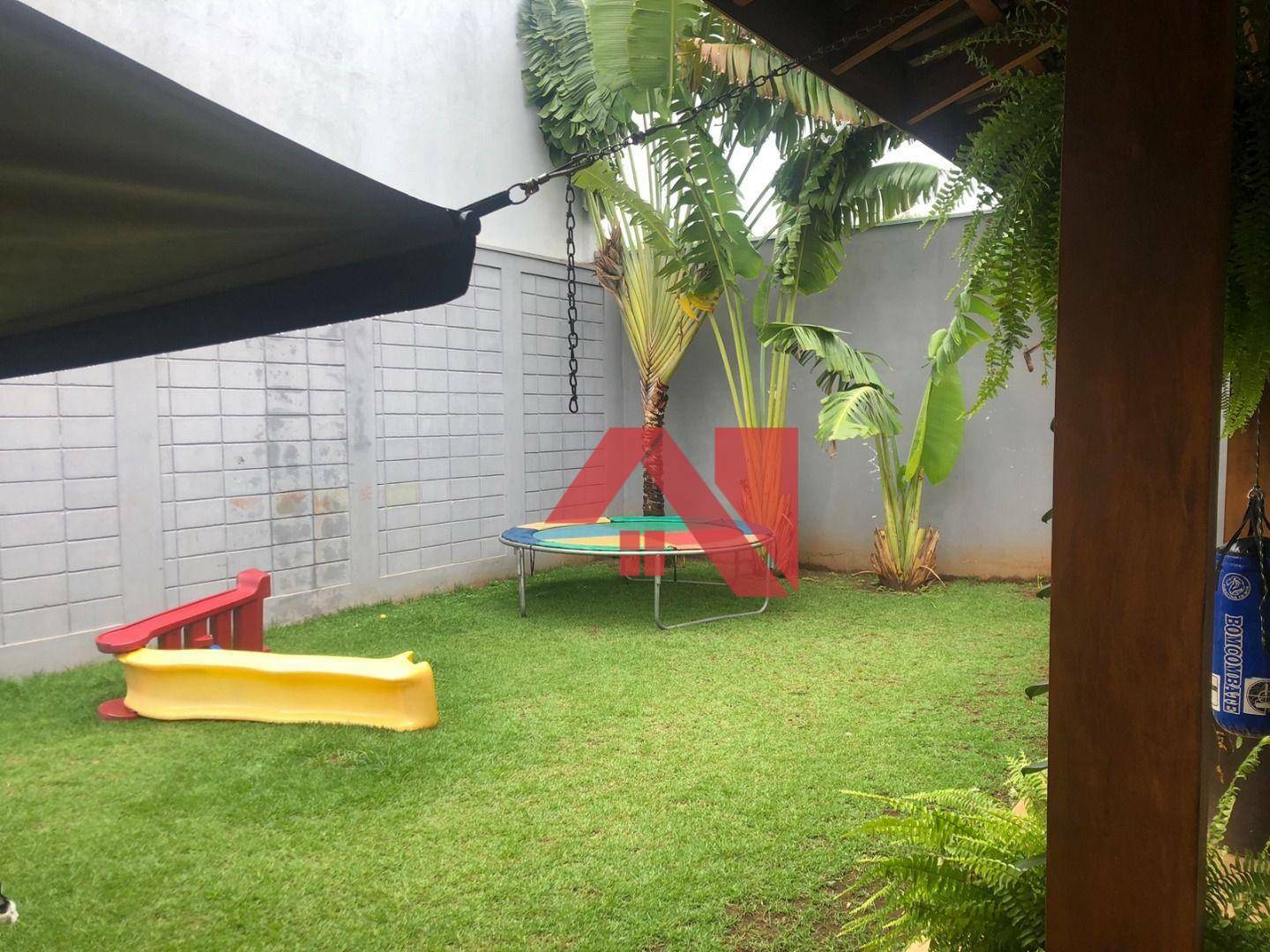 Casa de Condomínio à venda com 3 quartos, 250m² - Foto 17