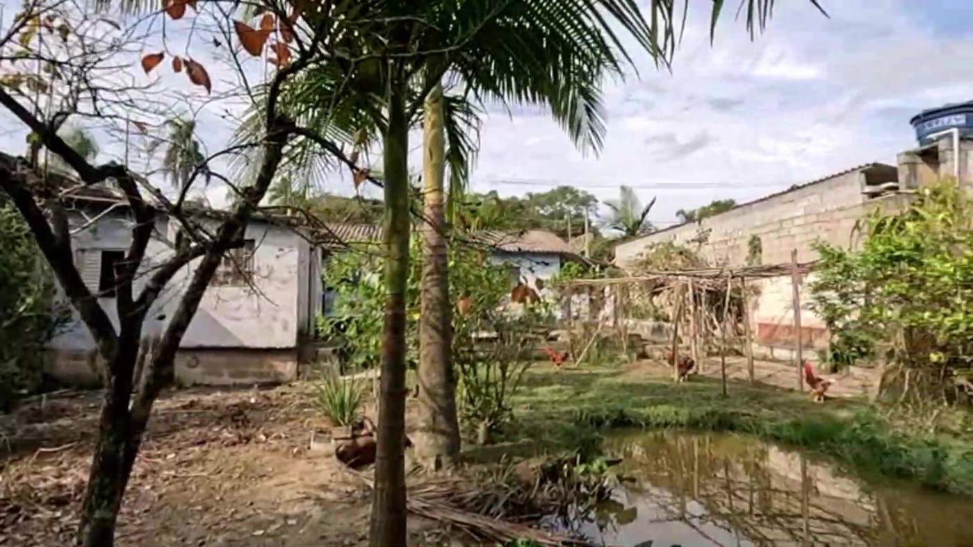 Chácara à venda com 3 quartos, 1500m² - Foto 2