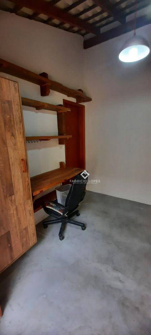 Casa para alugar com 3 quartos, 130m² - Foto 16