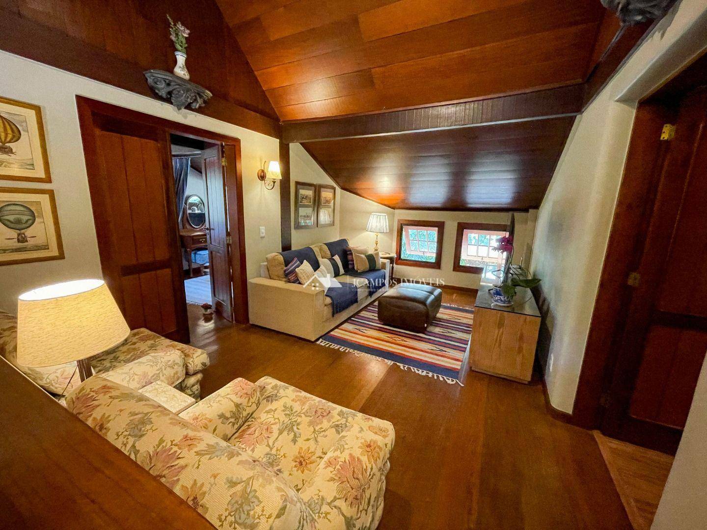 Casa de Condomínio à venda com 4 quartos, 350m² - Foto 2