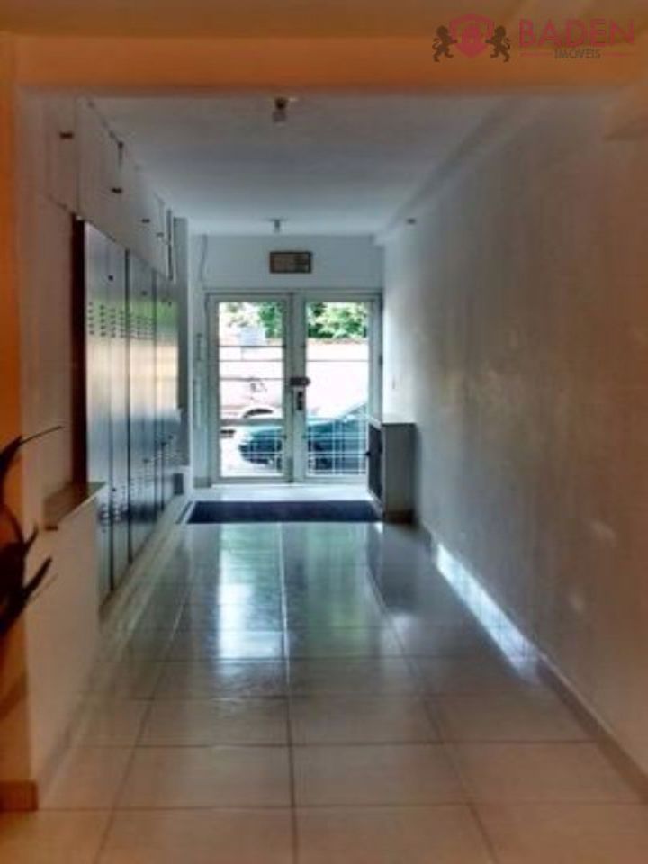 Apartamento à venda com 1 quarto, 40m² - Foto 6