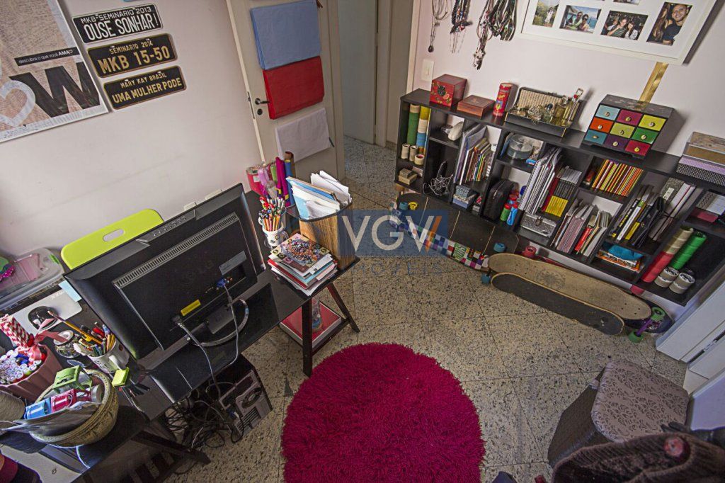 Apartamento à venda com 2 quartos, 56m² - Foto 13