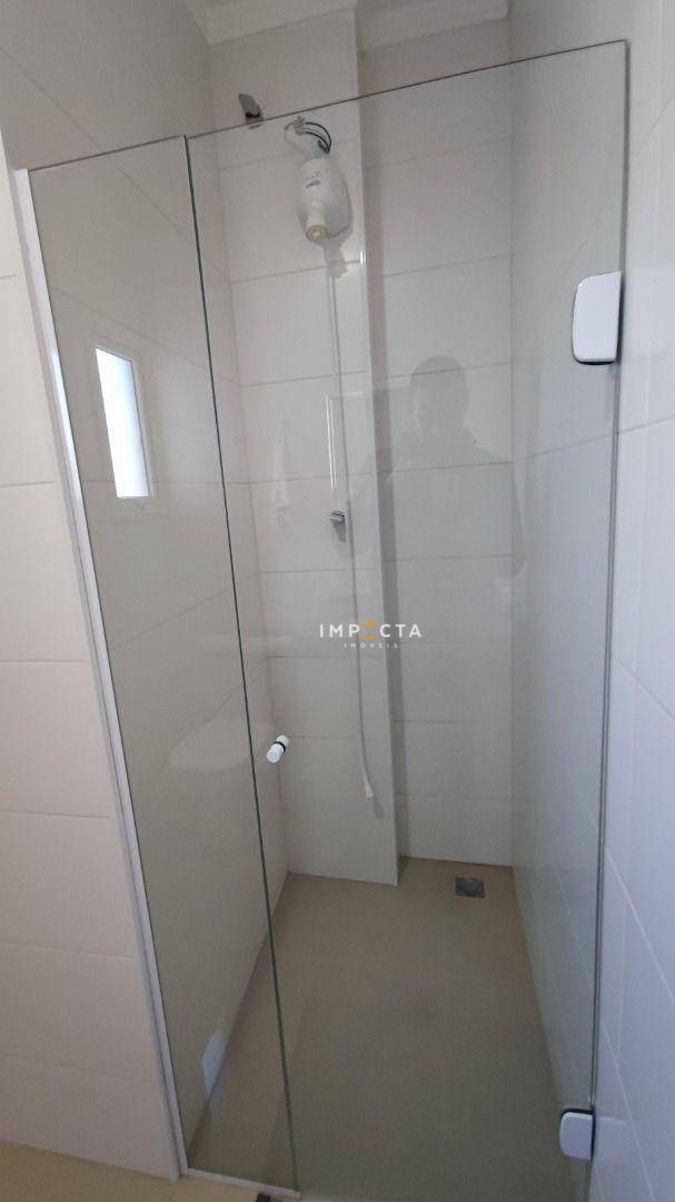 Apartamento à venda com 2 quartos, 80m² - Foto 11