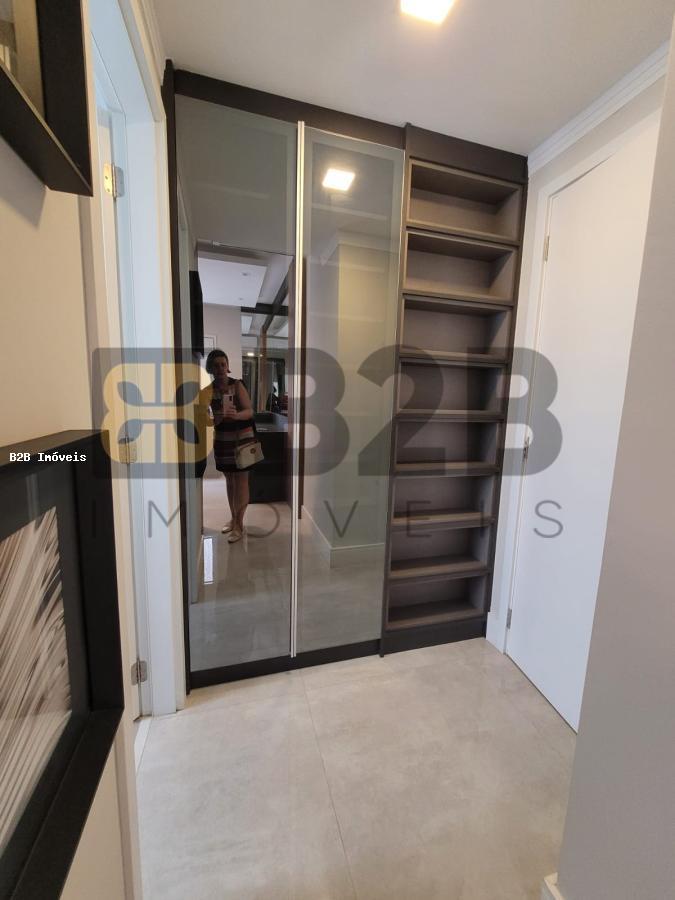 Apartamento à venda com 3 quartos, 120m² - Foto 22