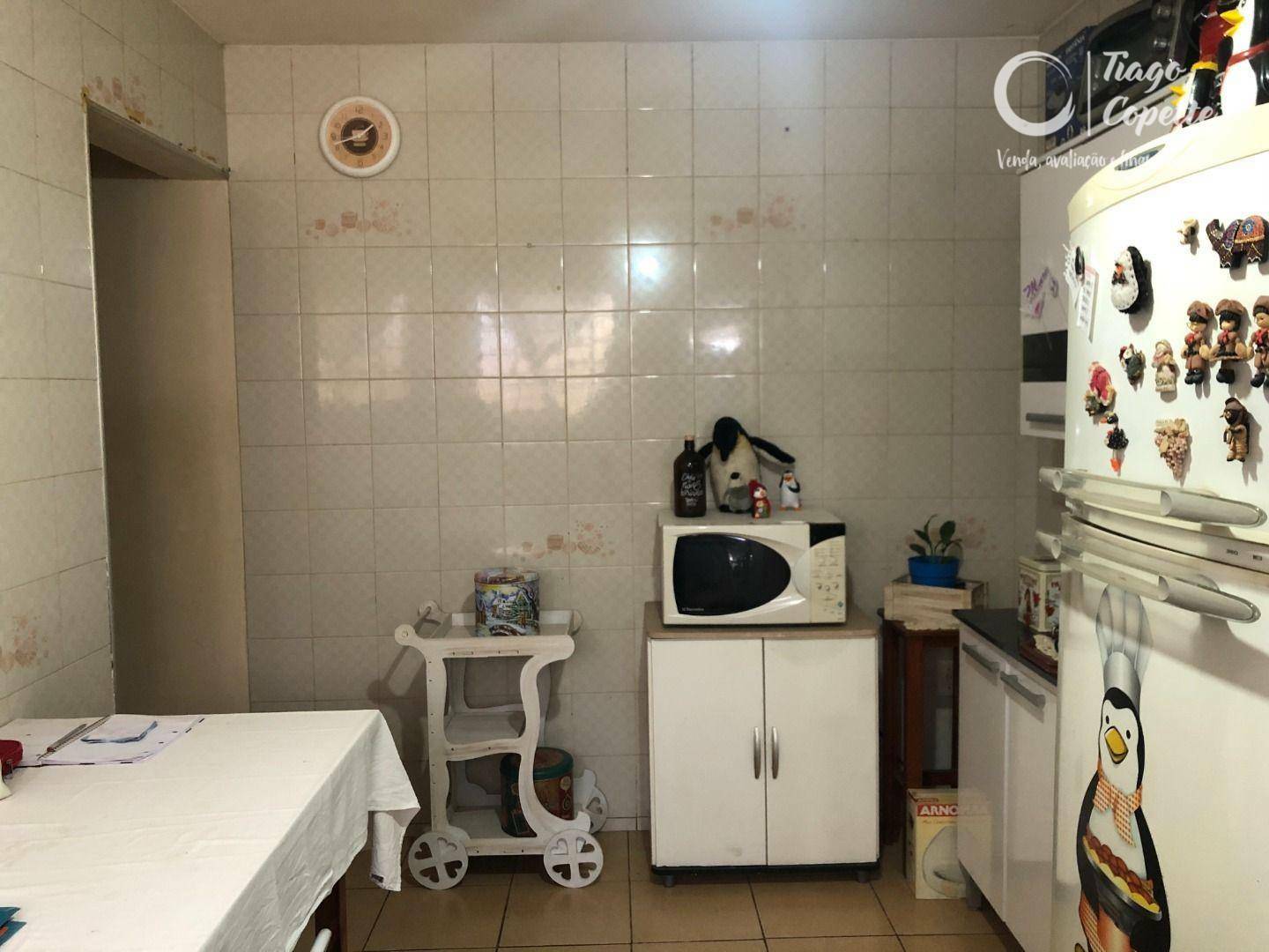 Casa à venda com 4 quartos, 242m² - Foto 25