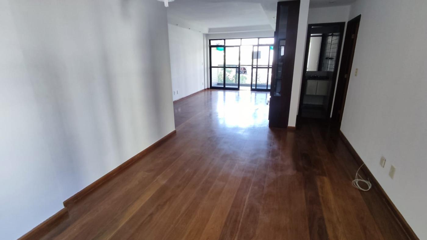 Apartamento à venda com 4 quartos, 180m² - Foto 41