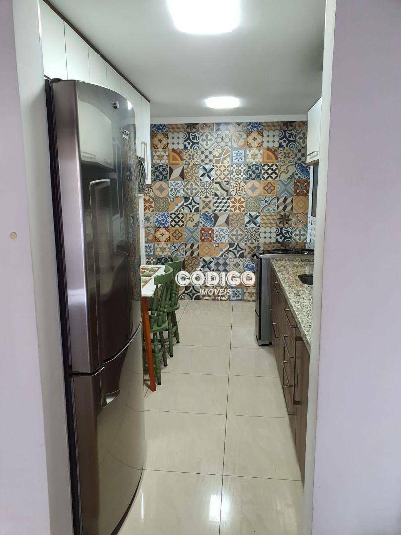 Apartamento à venda com 3 quartos, 110m² - Foto 29