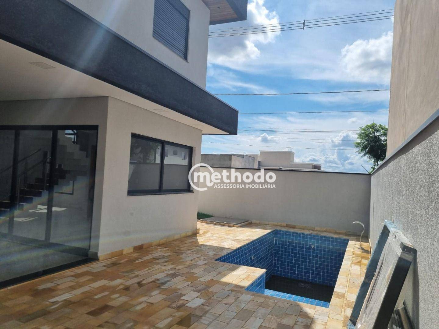 Casa de Condomínio à venda com 4 quartos, 250m² - Foto 12