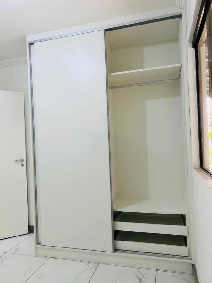 Casa de Condomínio para alugar com 3 quartos, 325m² - Foto 10