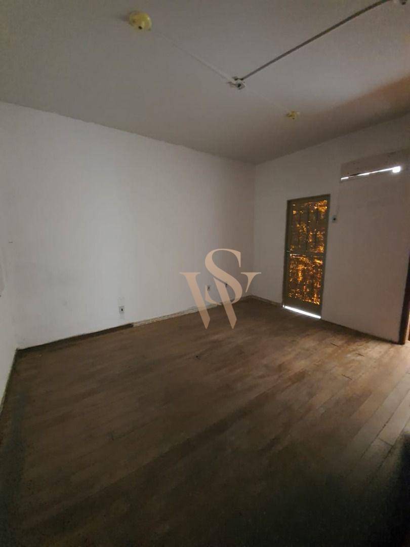 Casa à venda com 1 quarto, 266m² - Foto 12