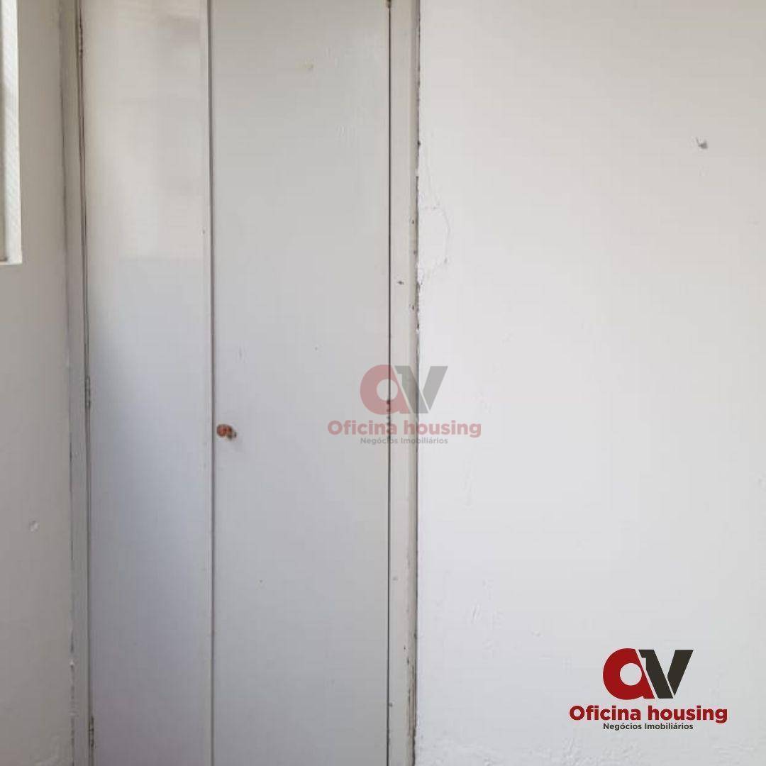 Casa à venda com 3 quartos, 194m² - Foto 6