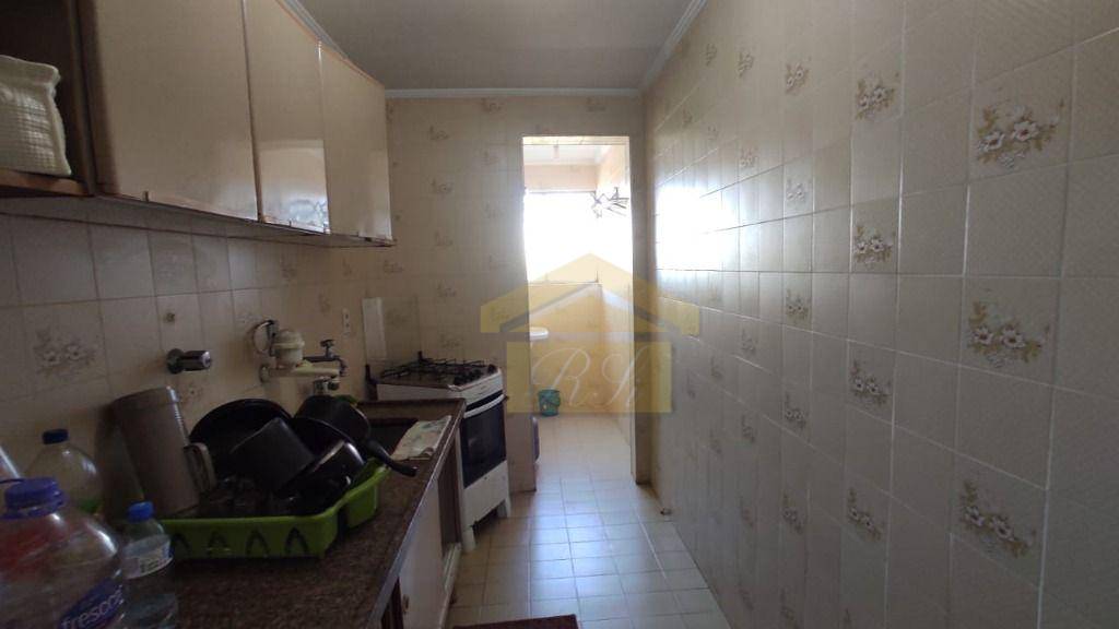 Apartamento à venda com 2 quartos, 70m² - Foto 5