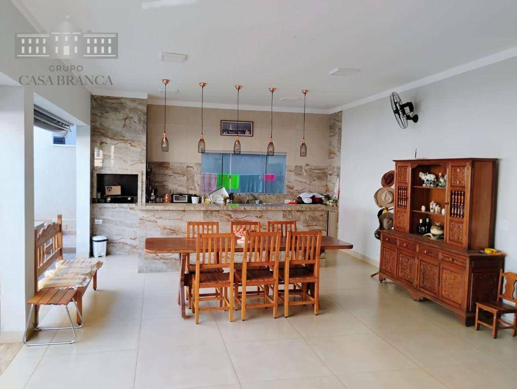 Chácara à venda com 4 quartos, 339m² - Foto 5