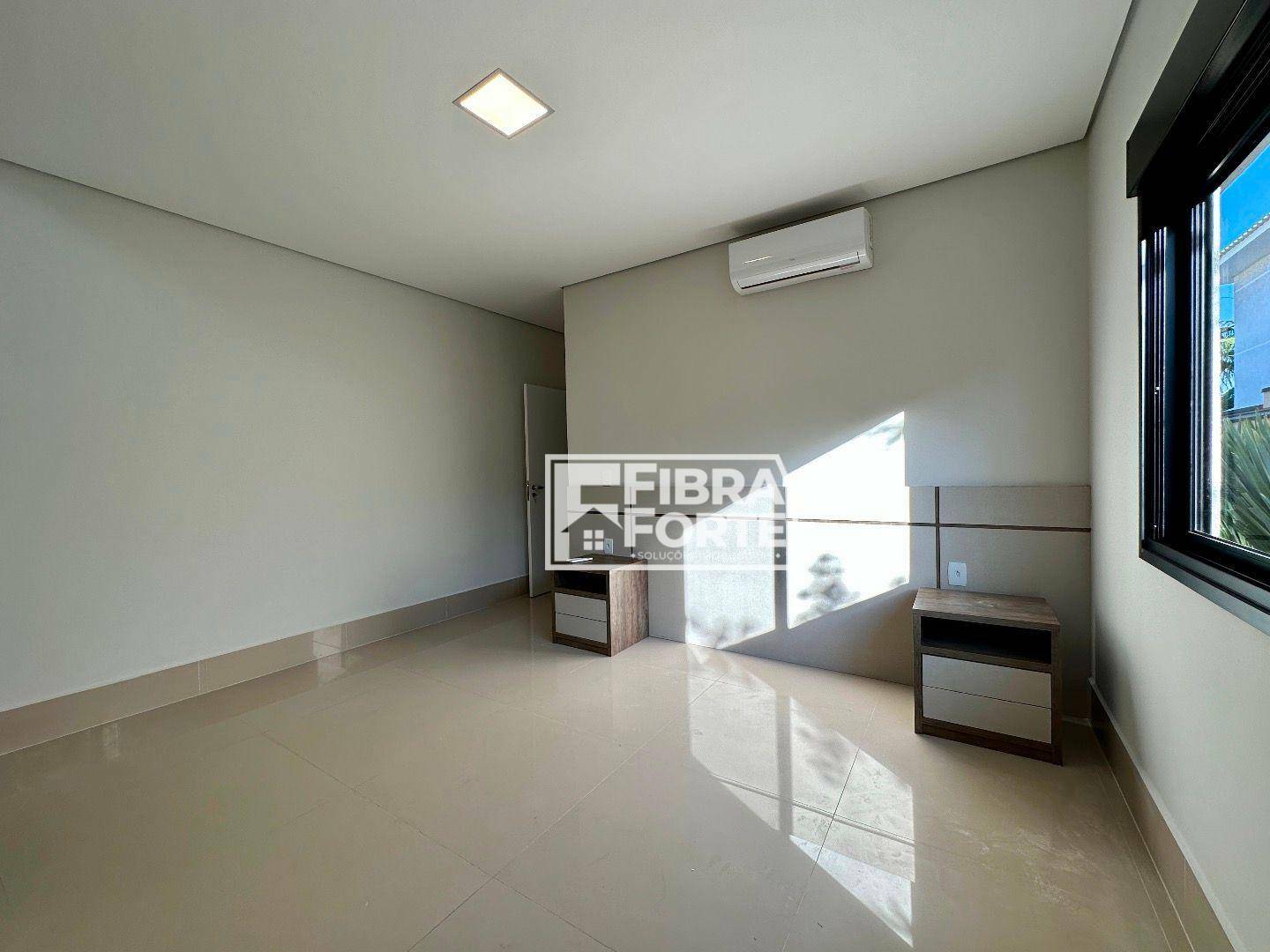 Casa à venda e aluguel com 4 quartos, 320m² - Foto 8