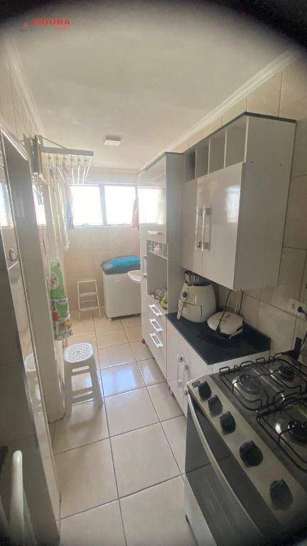 Apartamento à venda com 2 quartos, 78m² - Foto 4