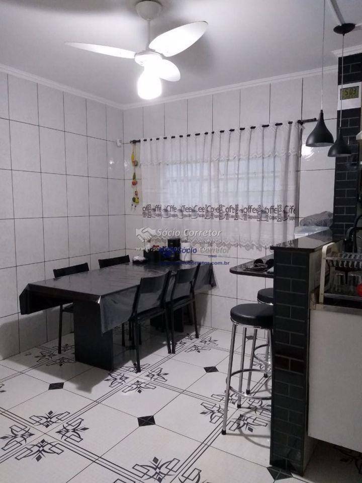 Casa à venda com 2 quartos, 200m² - Foto 6