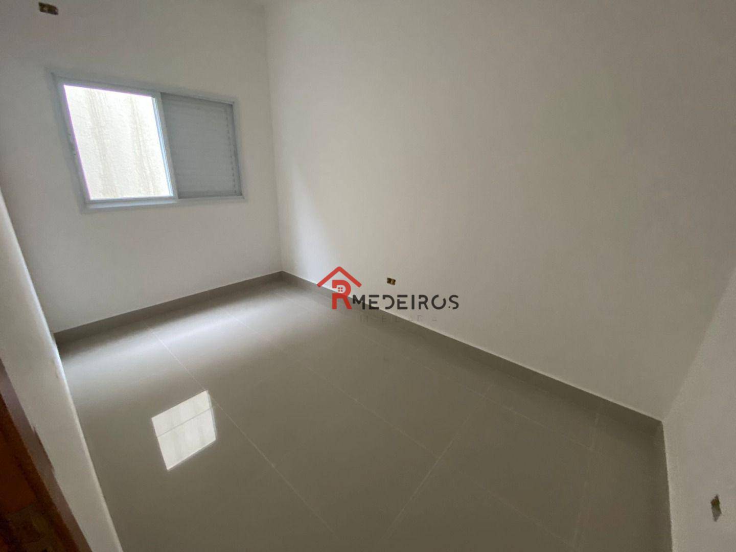 Casa à venda com 2 quartos, 71M2 - Foto 4