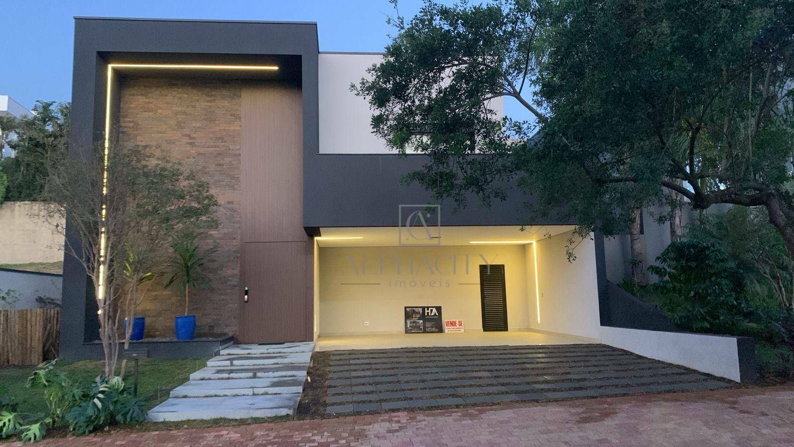 Casa de Condomínio à venda com 4 quartos, 399m² - Foto 2