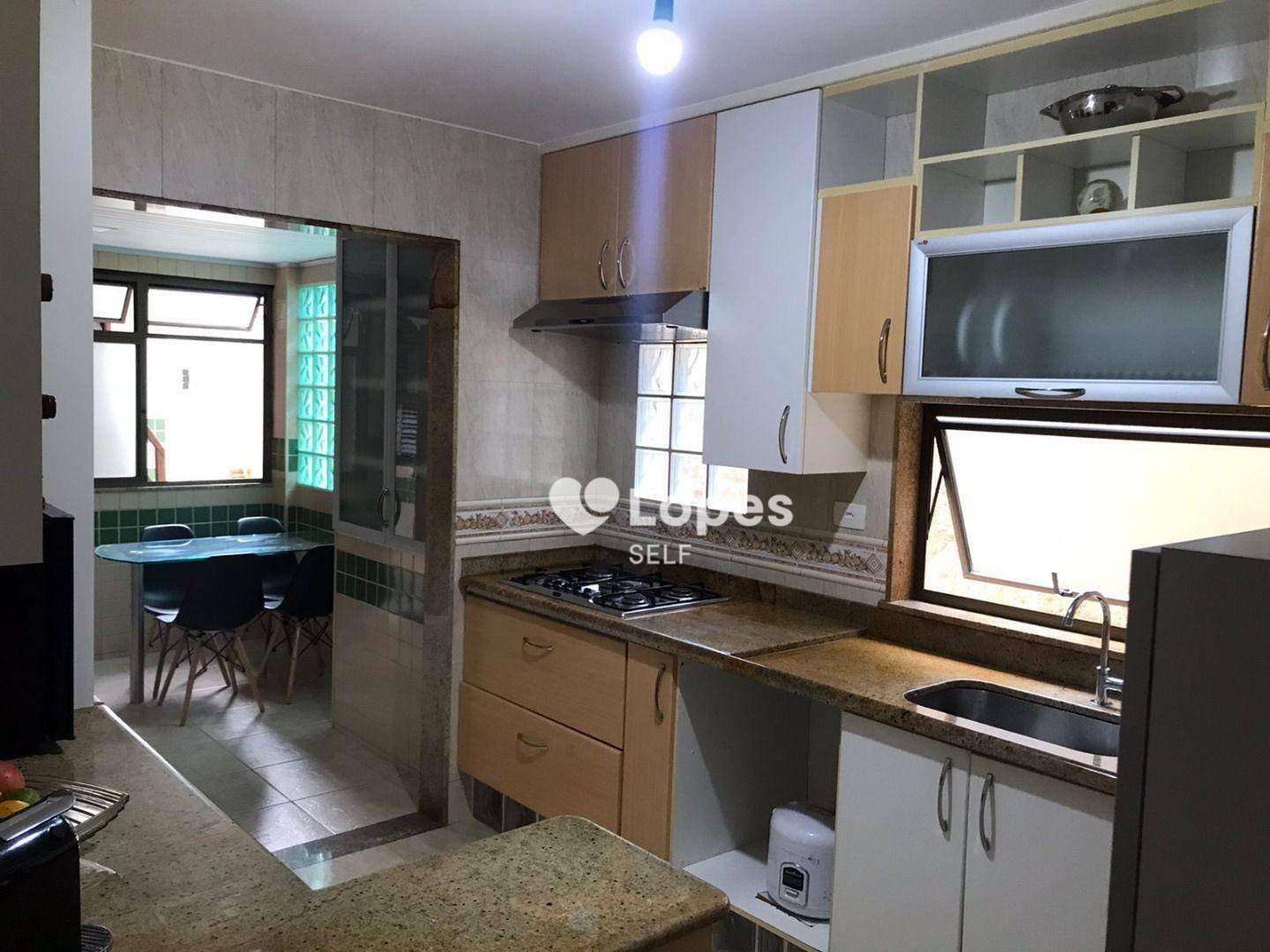 Casa à venda com 4 quartos, 236m² - Foto 18