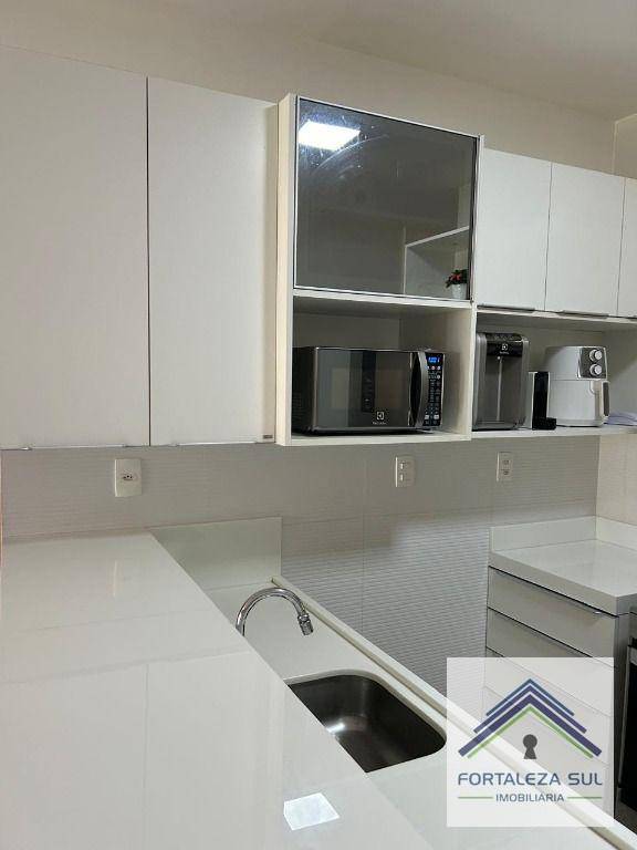 Apartamento à venda com 2 quartos, 65m² - Foto 15