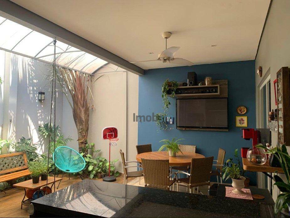 Sobrado à venda com 3 quartos, 142m² - Foto 3