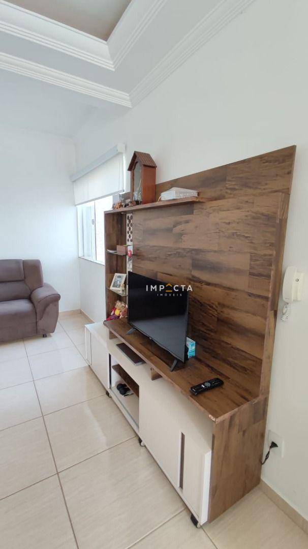 Apartamento à venda com 2 quartos, 60m² - Foto 2