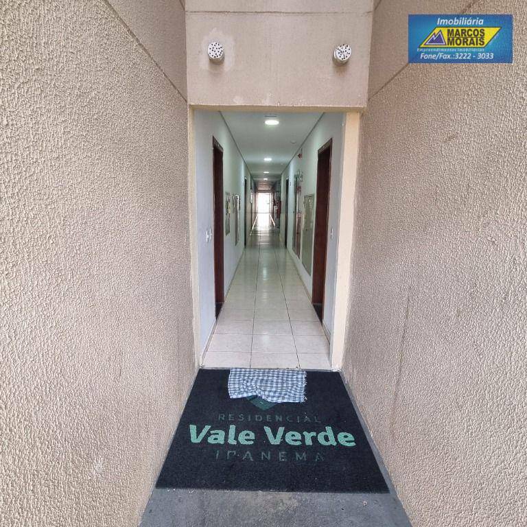 Apartamento à venda com 2 quartos, 48m² - Foto 17