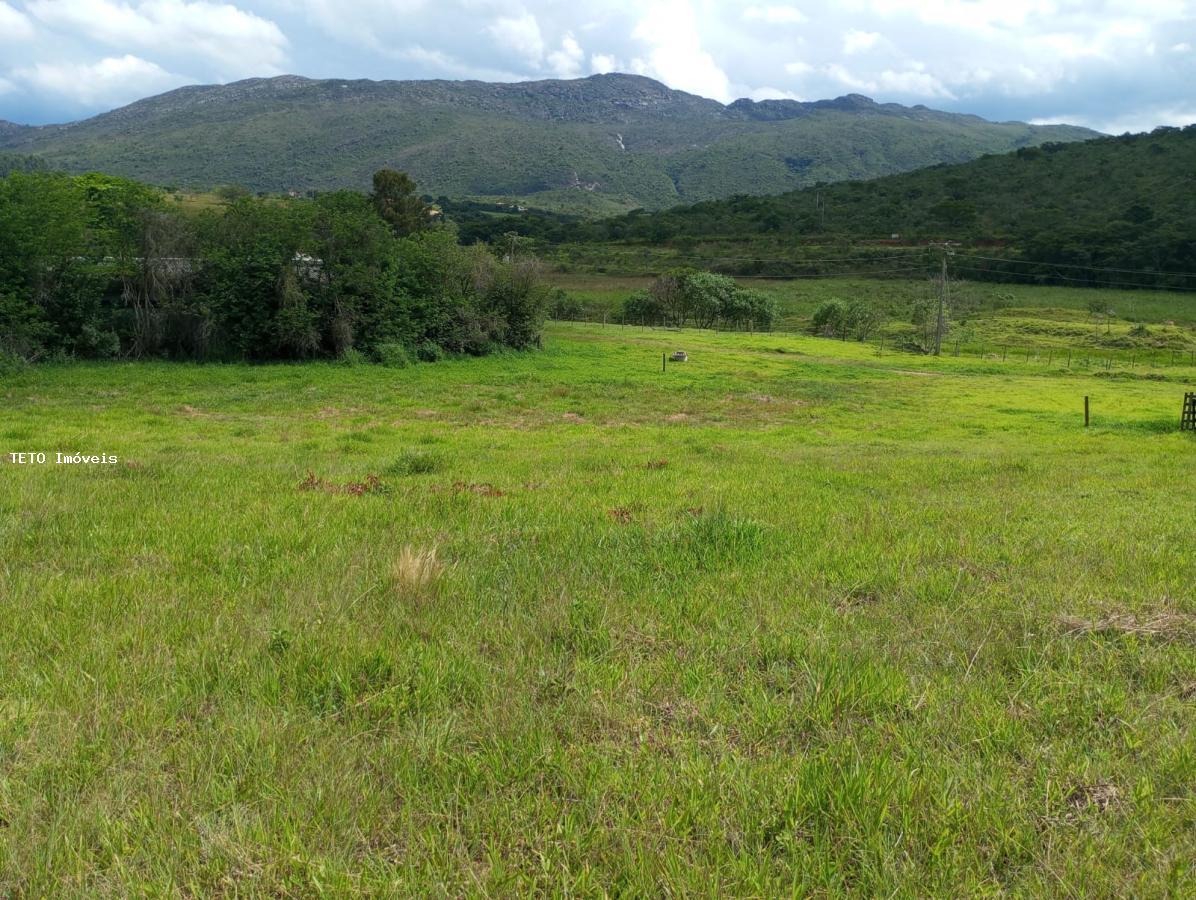 Fazenda à venda com 2 quartos, 25000m² - Foto 22