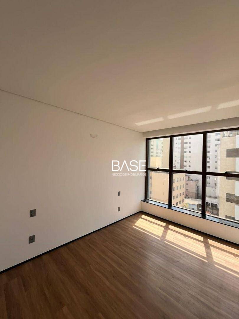 Apartamento, 3 quartos, 127 m² - Foto 1