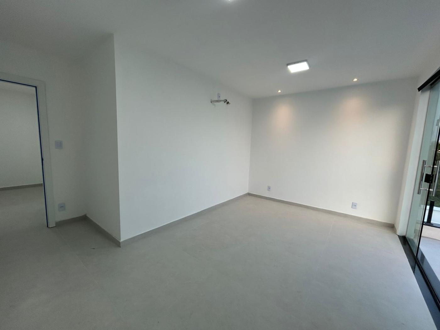 Casa à venda com 3 quartos, 300m² - Foto 18