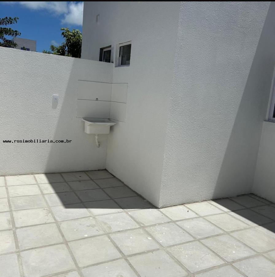 Casa à venda com 2 quartos, 56m² - Foto 4