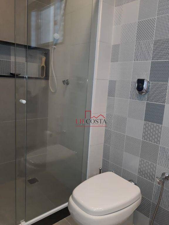 Apartamento à venda com 2 quartos, 75m² - Foto 12