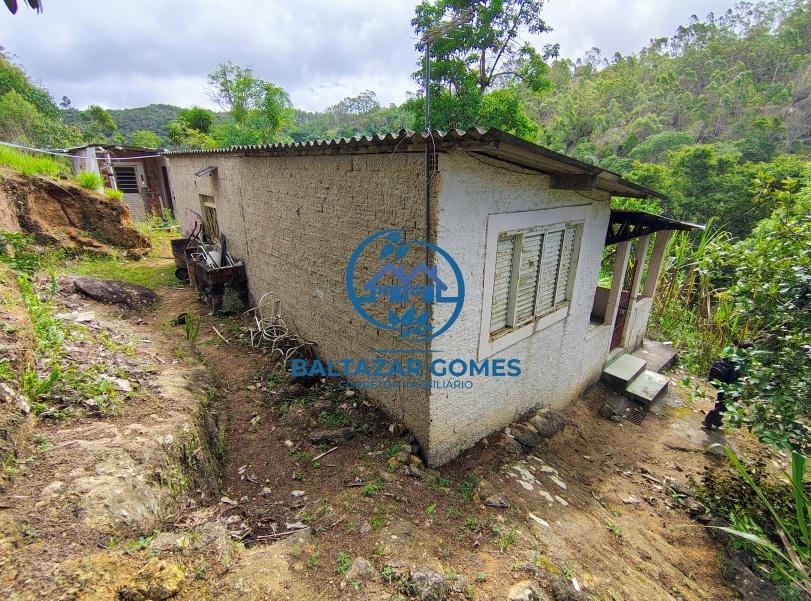 Fazenda à venda com 1 quarto, 1000m² - Foto 2